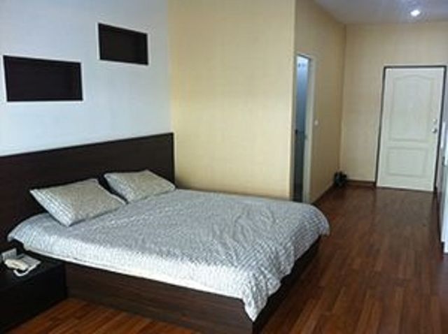 6A100855 ให้เช่าคอนโดมิเนียม ชั้น 3 มี 1 ห้องนอน 1 ห้องน้ำ ใกล้โรงพยาบาลกรุงเทพ