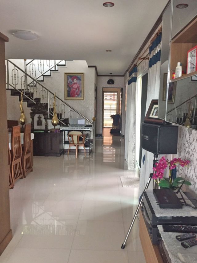 6C110306 ขายบ้านเดี่ยว 2 ชั้นหรูหรา พื้นที่กว้างขวางพร้อมเฟอร์นิเจอร์ครบครัน.