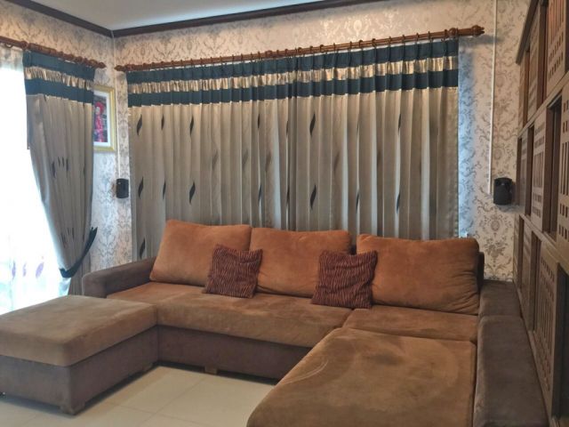 6C110306 ขายบ้านเดี่ยว 2 ชั้นหรูหรา พื้นที่กว้างขวางพร้อมเฟอร์นิเจอร์ครบครัน.