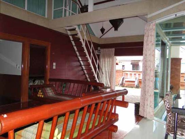 6A90678 ให้เช่าบ้านแฝดชั้นเดียวมีห้องใต้หลังค้า 37ตรว. 3ห้องนอน 2ห้องน้ำ