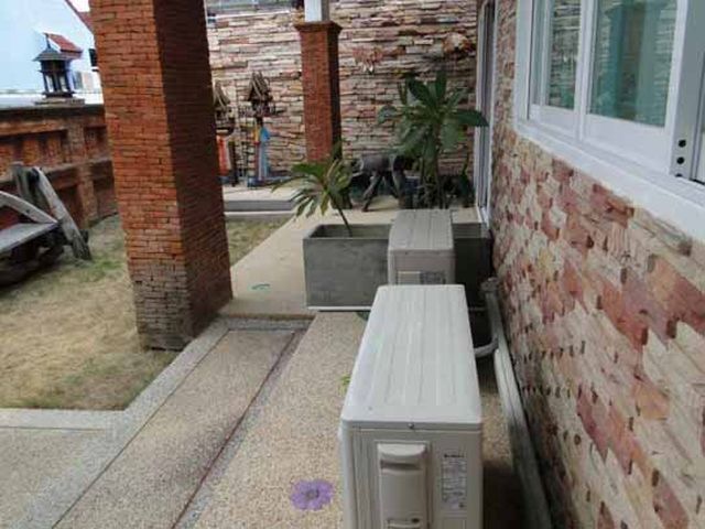 6A90678 ให้เช่าบ้านแฝดชั้นเดียวมีห้องใต้หลังค้า 37ตรว. 3ห้องนอน 2ห้องน้ำ