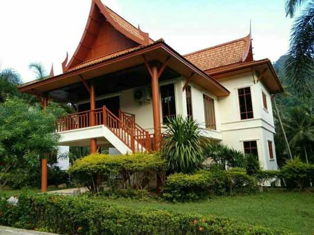 6C70014 ขายบ้านพลูวิลล่า 2 ชั้นมี3หลังในพื้นที่เดียวกัน