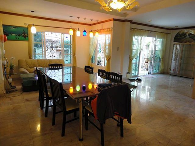 6C60047 ขายบ้านเดี่ยว 3 ชั้น 7 ห้องนอน 8 ห้องน้ำ ราคา 17 ล้านบาท