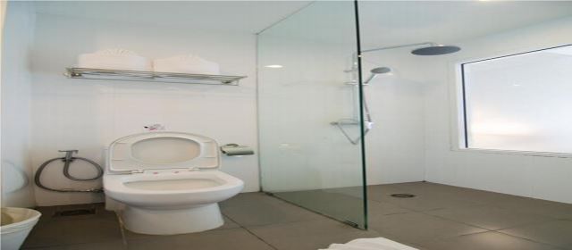 6C60049 ขายโรงแรมป่าตอง เป็นโรมแรม 3 ดาว มี 129 ห้องนอน ขายในราคา 450 ล้านบาท