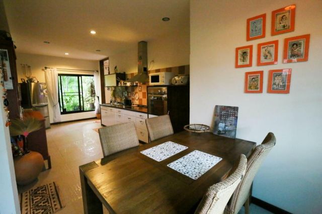 ขายบ้านตกแต่งแล้ว พร้อมเฟอร์นิเจอร์ และเครื่องใช้ไฟฟ้า บรรยากาศดี เงียบสงบ