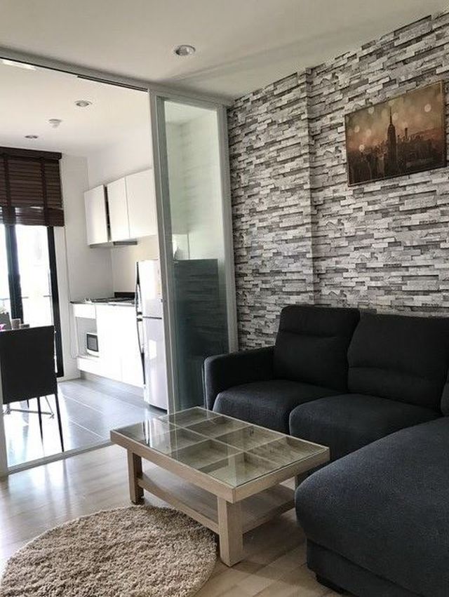 6A100870 ให้เช่าคอนโดสวย ภายในกว้างขวาง สะอาด มีเฟอร์นิเจอร์ครบครันพร้อมอยู่.