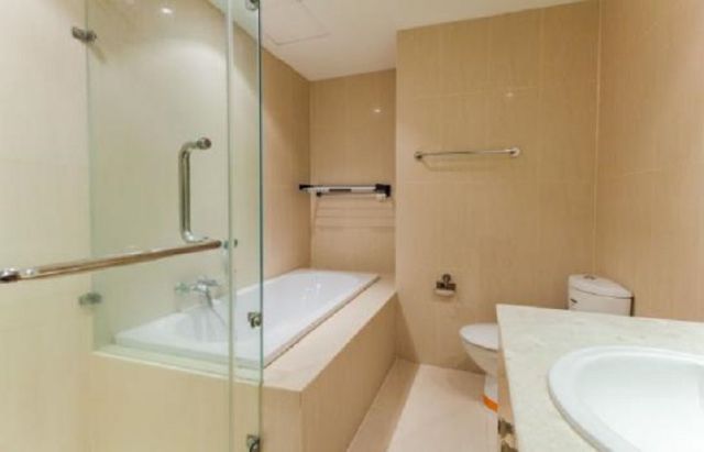 6A100874 ให้เช่าคอนโดมิเนียม มี 1 ห้องนอน 1 ห้องน้ำ ใกล้เซ็นทรัล