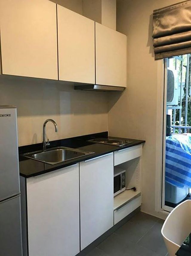 6A111215 ให้เช่าคอนโดมิเนียม 1 ห้องนอน 1 ห้องน้ำ ใกล้เซ็นทรัล