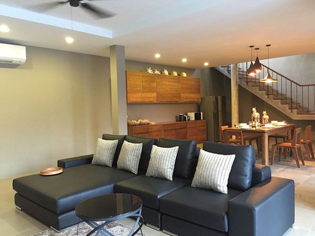 6A90689 ให้เช่าบ้านเดี่ยว 3 ชั้น 4 ห้องนอน 4ห้องน้ำ พื้นที่ 89 ตรว.