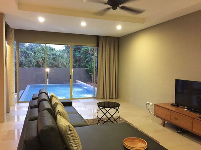 6A90689 ให้เช่าบ้านเดี่ยว 3 ชั้น 4 ห้องนอน 4ห้องน้ำ พื้นที่ 89 ตรว.