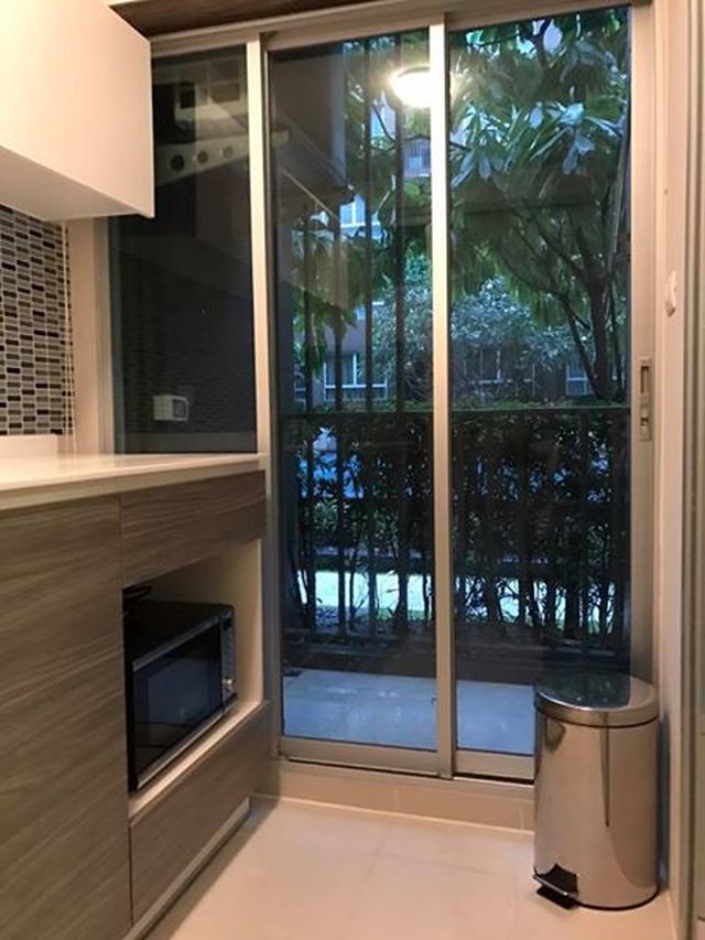 6A100888 ให้เช่าคอนโดมิเนียม ชั้น 1 มี 1 ห้องนอน 1 ห้องน้ำ เนื้อที่ 30 ตรม.