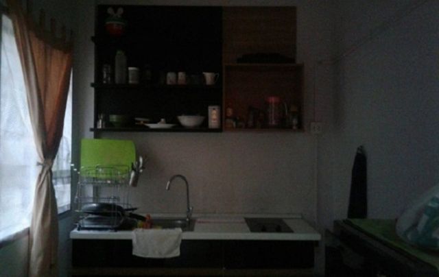 6A90574 ให้เช่าทาวน์เฮาส์ 2 ชั้น 3 ห้องนอน 2 ห้องน้ำ ใกล้โรงพยาบาลสิริโรจน์