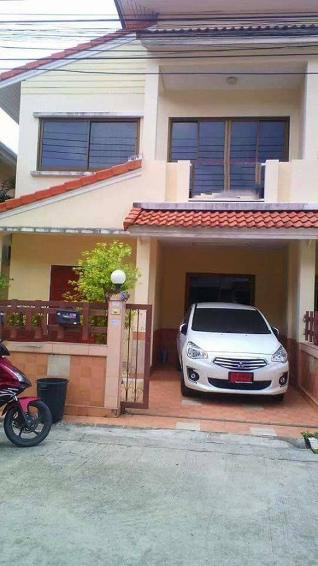 6A60108  ให้เช่าบ้านแฝด 2 ชั้น 3 ห้องนอน 3 ห้องน้ำ พื้นที่ 48 ตรว.