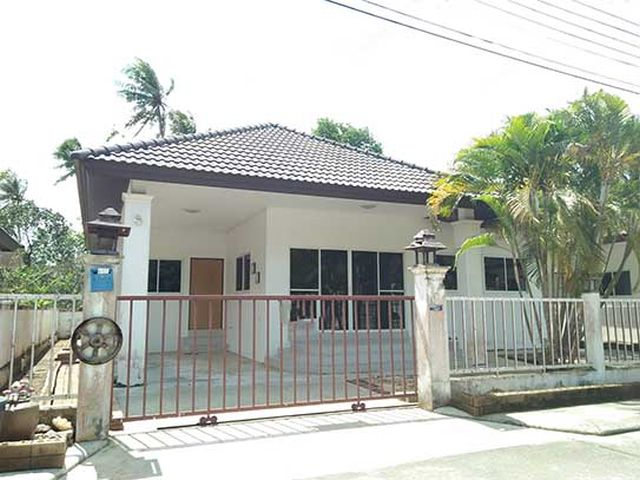 บ้านให้เช่า รหัส 6A120388 มี 3  ห้องนอน 2 ห้องน้ำ ราคา 13,000 บาท