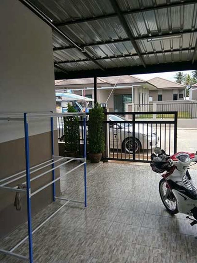 6A20041 ทาวน์เฮาส์ให้เช่า 2 ห้องนอน 1 ห้องน้ำ ราคาเช่าเดือนละ 15,000 บาท