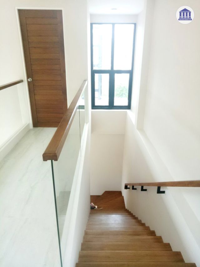 ขายบ้านพร้อมที่ดินเยอะสุด 166 ตรว. แกรนด์โบ๊ท พลาซ่า บ้านใหม่ไม่เคยเข้าอยู่