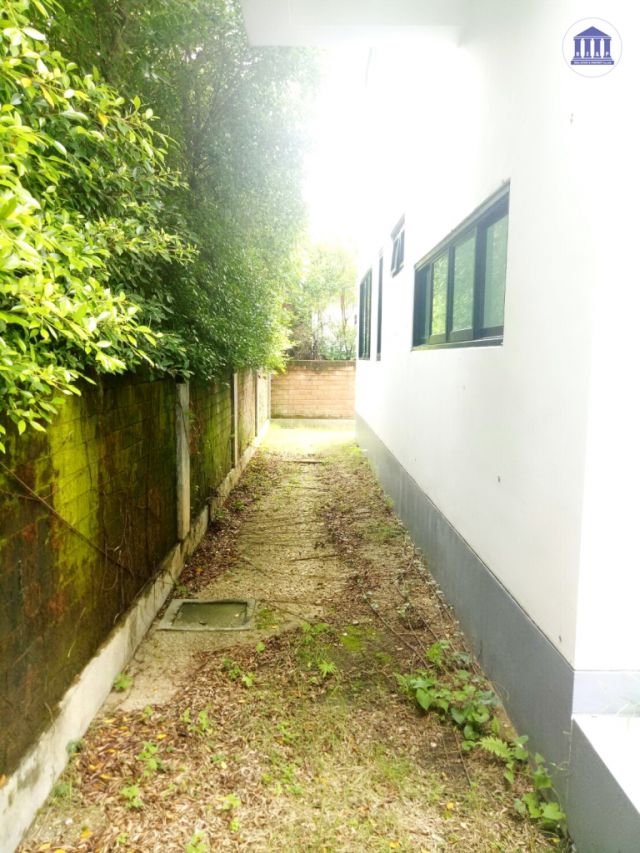 ขายบ้านพร้อมที่ดินเยอะสุด 166 ตรว. แกรนด์โบ๊ท พลาซ่า บ้านใหม่ไม่เคยเข้าอยู่