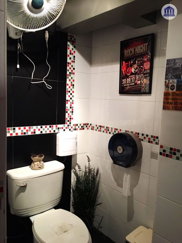 ขายอาคารพานิชราคาถูก อยู่ในแหล่งช็อปปิ้ง กะรน