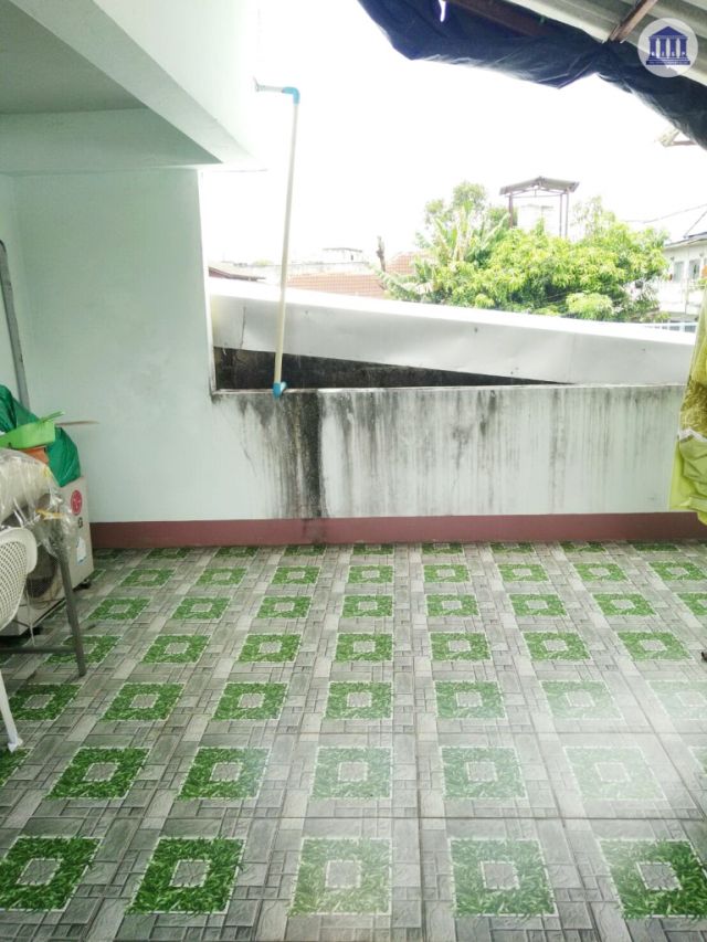 คุ้มสุดๆ ขายรวมไปเลย 3 หลังติดกัน