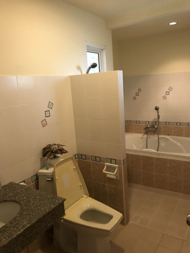 ขายบ้านแฝดชั้นเดียว สภาพใหม่ เจ้าของขายเอง ไม่ได้อยู่อาศัย ย้ายเข้าอยู่ได้ทันที