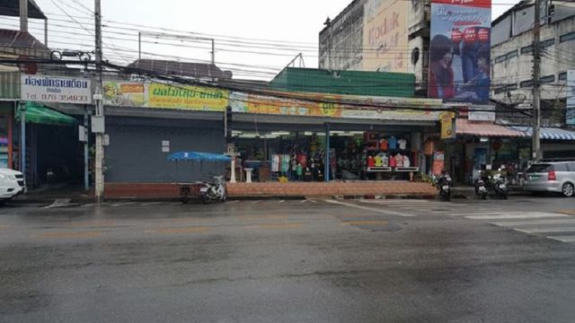 6A100925 ให้เช่าอาคารพาณิชย์ มี 2 ห้อง เนื้อที่ 158.4 ตรม.