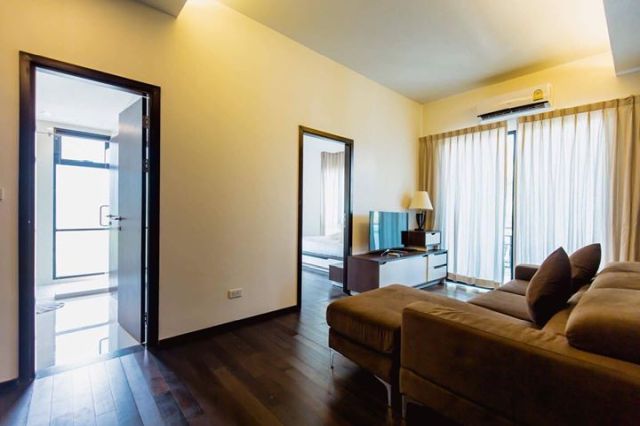 6A80352 ให้เช่าคอนโดมิเนียม มี 1 ห้องนอน 1 ห้องน้ำ เนื้อที่ 44 ตรม.