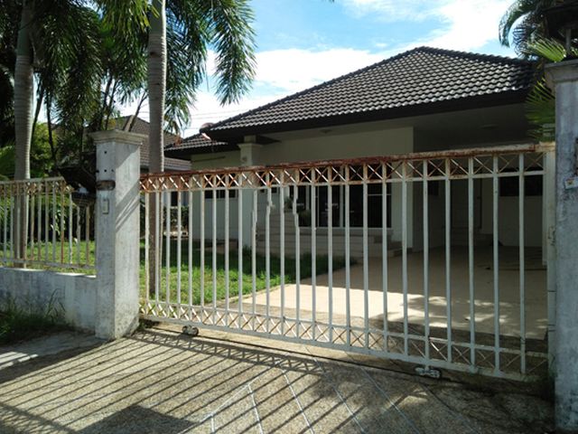 6A40279 ให้เช่าบ้านเดี่ยวชั้นเดียว 3 ห้องนอน 2 ห้องน้ำ พื้นที่ 63 ตรว.