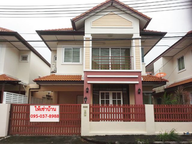 6A90190 ให้เช่าบ้านแฝดสองชั้นอารมณ์บ้านเดี่ยว 3 ห้องนอน 3 ห้องน้ำ