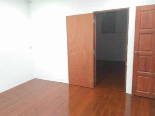 6A60119 ให้เช่าเกสเฮ้าส์ 12 ห้องนอน 8 ห้องน้ำ พื้นที่ 60 ตรว. ใกล้หาดป่าตอง