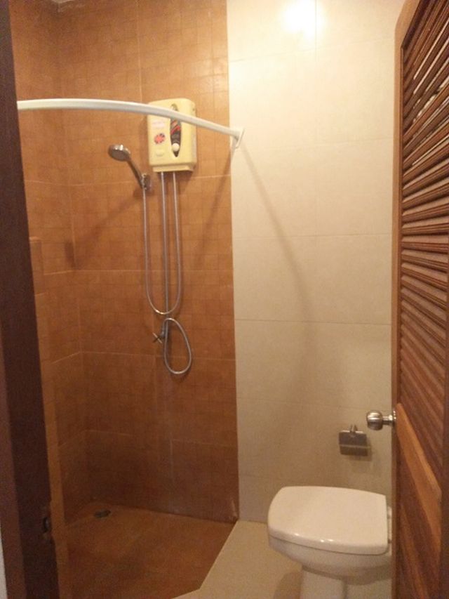 6A60119 ให้เช่าเกสเฮ้าส์ 12 ห้องนอน 8 ห้องน้ำ พื้นที่ 60 ตรว. ใกล้หาดป่าตอง