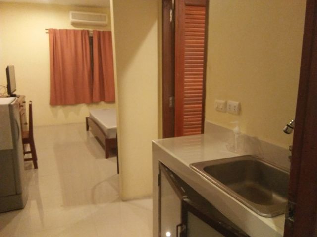 6A60119 ให้เช่าเกสเฮ้าส์ 12 ห้องนอน 8 ห้องน้ำ พื้นที่ 60 ตรว. ใกล้หาดป่าตอง