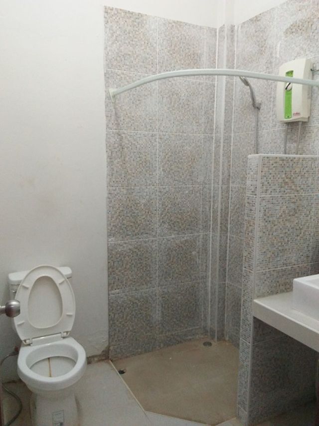 6A60120 ให้เช่า Shop สำหรับทำธุรกิจ มี 1 ห้องโล่ง 1 ห้องน้ำ เนื้อที่ 45 ตรม.