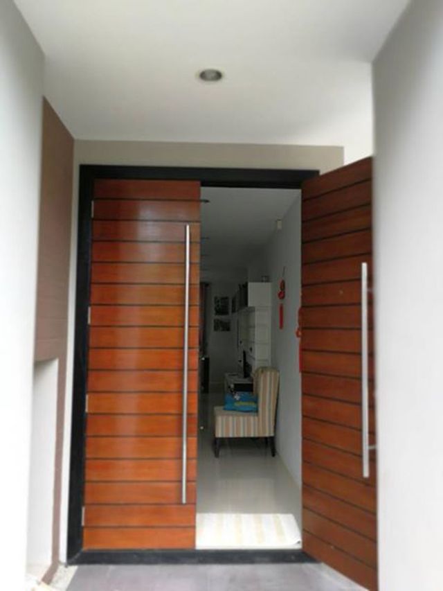 6A111317 ให้เช่าบ้านเดี่ยวสองชั้น 4 ห้องนอน 3 ห้องน้ำ พื้นที่ 60 ตรว.