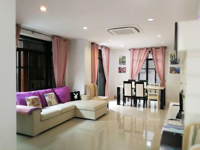 6A111317 ให้เช่าบ้านเดี่ยวสองชั้น 4 ห้องนอน 3 ห้องน้ำ พื้นที่ 60 ตรว.