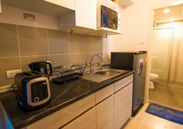 6A100953 ให้เช่าคอนโดมิเนียม ชั้น 7 มี 1 ห้องนอน 1 ห้องน้ำ เนื้อที่ 35 ตรม.