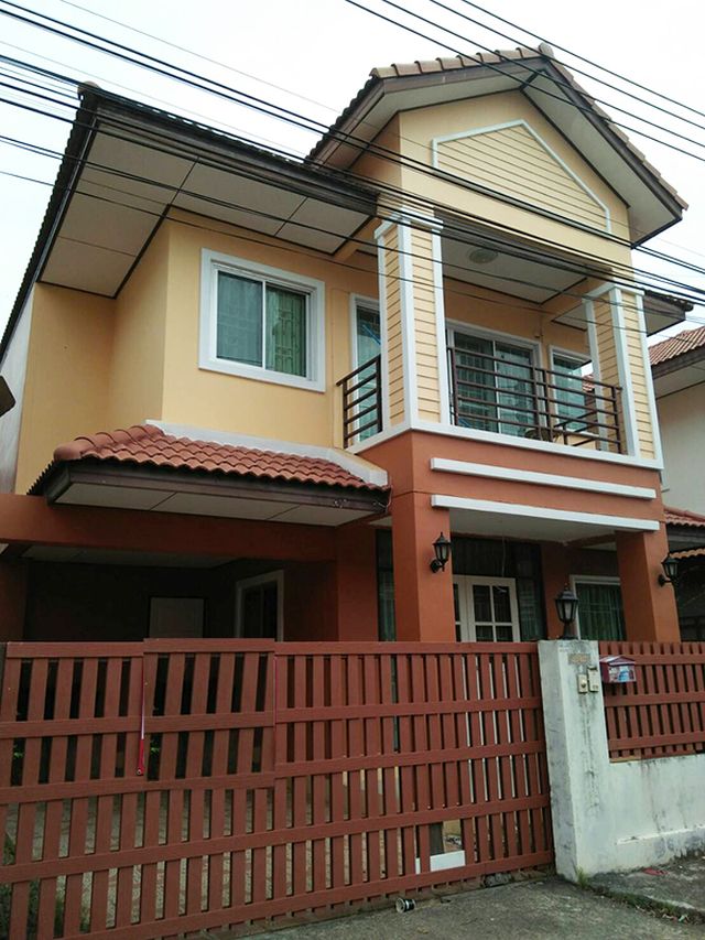 6A90745 ให้เช่าบ้านเดียว 2 ชั้น 3 ห้องนอน 3 ห้องน้ำ พื้นที่ 38 ตรว.