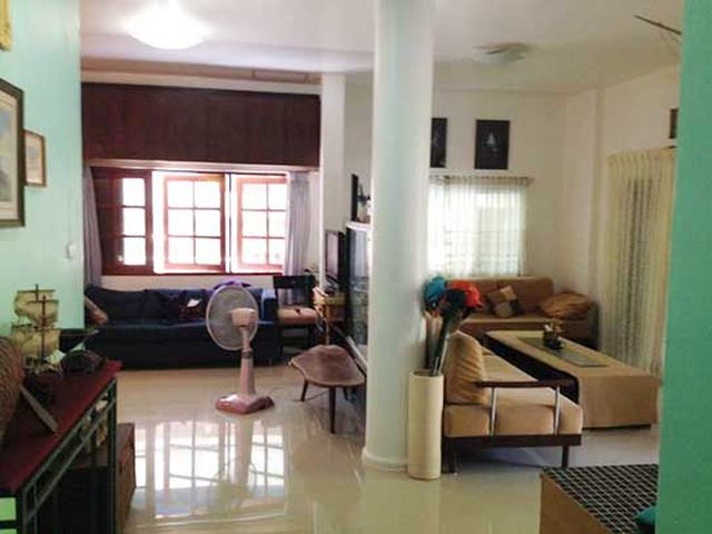 6A90747 ให้เช่าบ้านเดี่ยวสองชั้น 6 ห้องนอน 4 ห้องน้ำ ราคาเช่าเดือนละ 38,000 บาท