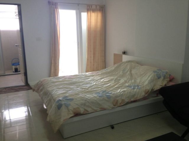 6A100201 ให้เช่าคอนโดมิเนียม ชั้น 9 มี 1 ห้องนอน 1 ห้องน้ำ เนื้อที่ 29 ตรม.