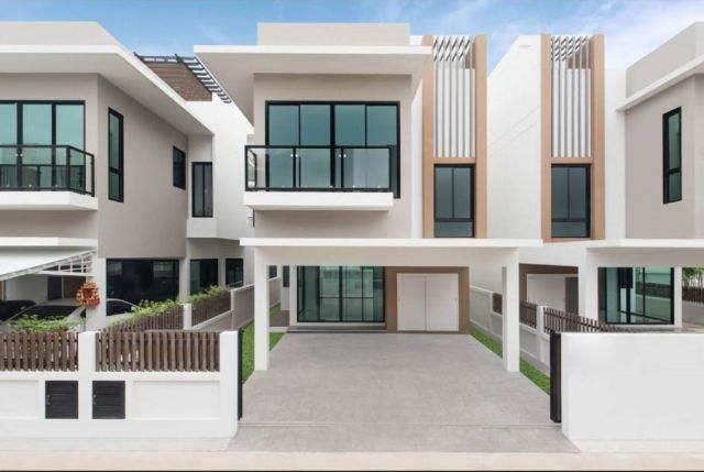 6A100984 ให้เช่าบ้านเดี่ยว 2 ชั้นในโครงการ 3 ห้องนอน 3 ห้องน้ำ บรรยากาศดี.