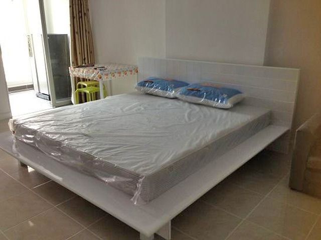 6A100985 ให้เช่าคอนโดใจกลางเมืองราคาย่อมเยาน่าจับจองพร้อมเฟอร์นิเจอร์ครบครัน