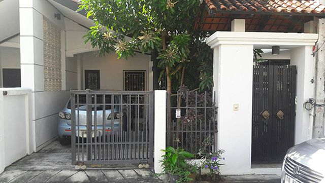 6A100988 ให้เช่าทาวน์เฮาส์ 2 ชั้น 3 ห้องนอน 3 ห้องน้ำ ราคาเช่าเดือนละ 15,000 บาท