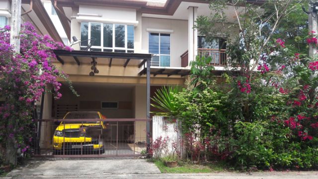 6A120421 บ้านเช่า ให้เช่าบ้านแฝด 2 ชั้น 3 ห้องนอน 2 ห้องน้ำ