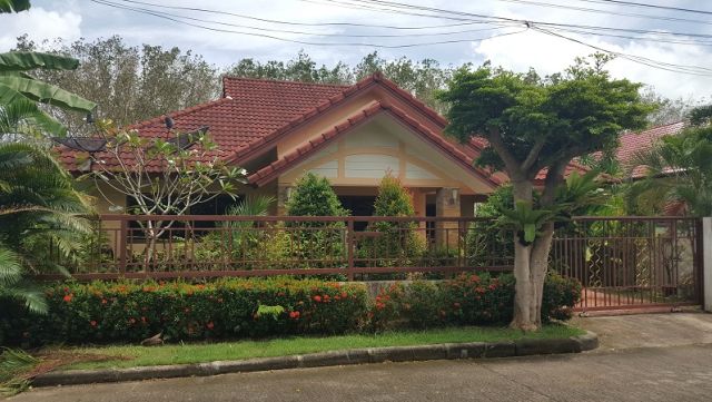 6A120096 ให้เช่าบ้านเดี่ยวชั้นเดียว 3 ห้องนอน 2 ห้องน้ำ พื้นที่ 70 ตรว.