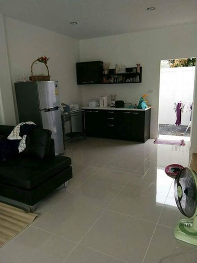 6A120429 ให้เช่าทาวน์เฮาส์ 2 ชั้น 3 ห้องนอน 3 ห้องน้ำ