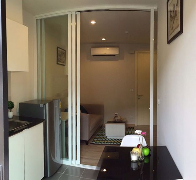 6A101018 ให้เช่าคอนโด The Base Uptown พื้นที่ 32 ตร.ม. 1 ห้องนอน 1 ห้องน้ำ