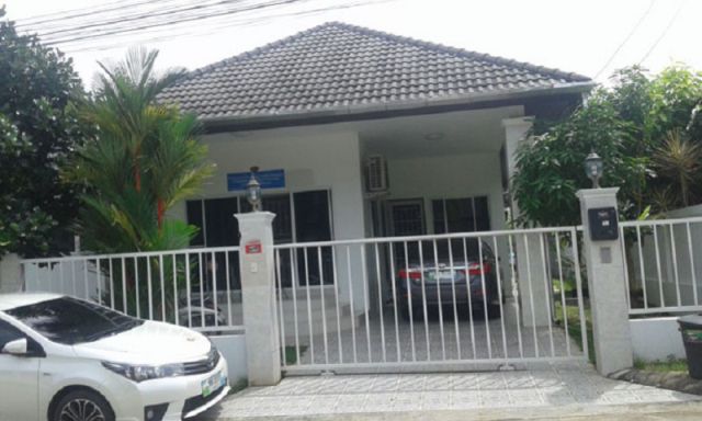 6A120242 ให้เช่าบ้านเดี่ยวชั้นเดียว 3 ห้องนอน 2 ห้องน้ำ พื้นที่ 72 ตรว.