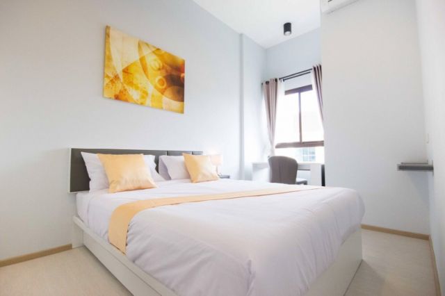 6A111399 ให้เช่าคอนโดใจกลางเมือง วิวสระว่ายน้ำ เดือนละ 10,000 บ.