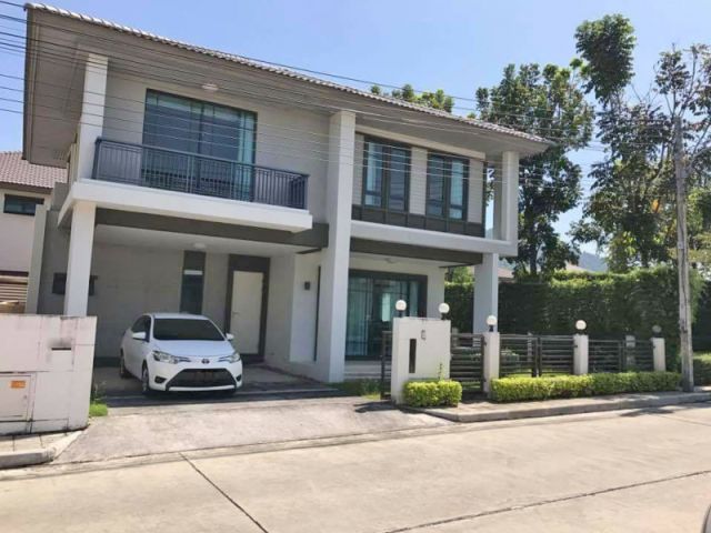 6A111401 ให้เช่าบ้านเดี่ยว 2 ชั้นในโครงการ มีความปลอดภัย เงียบสงบ