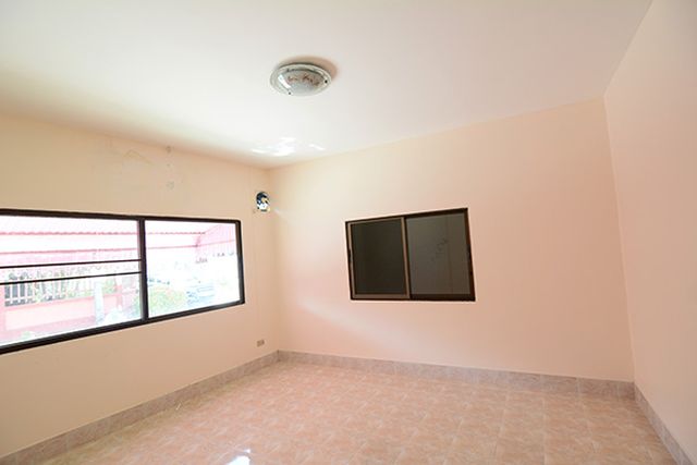 6A90775 ให้เช่าบ้านเดี่ยวชั้นเดียว 3 ห้องนอน 2 ห้องน้ำ พื้นที่ 54 ตรว.