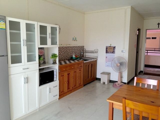 6A101032 ให้เช่าคอนโด คอนโดธนารักษ์ มี 2 ห้องนอน 1 ห้องน้ำ พื้นที่ 60 ตรม.